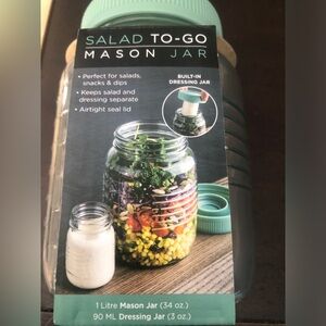 Salad To-Go Mason Jar with Dressing Container. 1 litre salad and 90 ml dressing